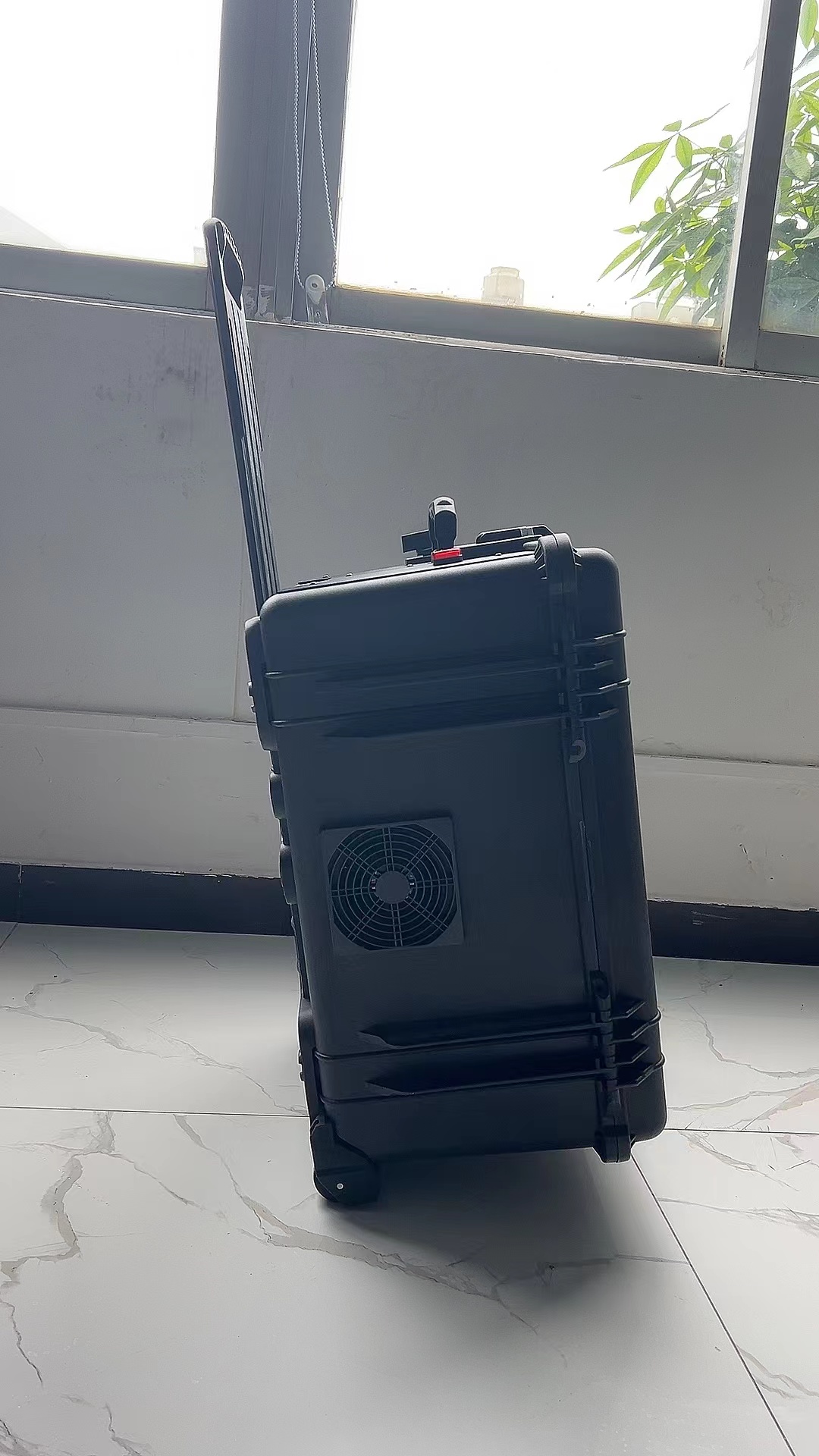 凤庆手拉箱型移动通信干扰器